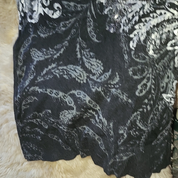 Cache Monochrome Patterned Top - Picture 4 of 6